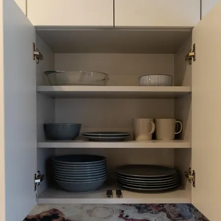 Апартаменты Wola - 9th Floor, Parking & Balcony - By Rentujemy Варшава