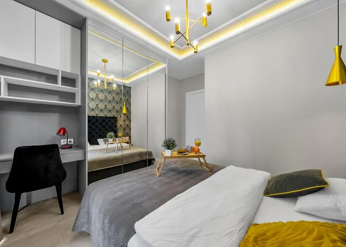 Lejlighed Wola - 9th Floor, Parking & Balcony - By Rentujemy