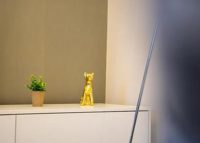 Wola - 9th Floor, Parking & Balcony - By Rentujemy شقة